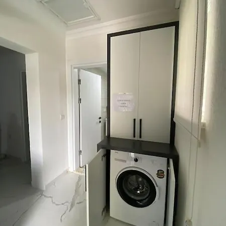 Merkezde 2+1 Esyali Bahceli Muestakil Ev, Ortaca (Mugla)