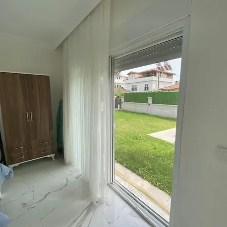 فندق Merkezde 2+1 Esyali Bahceli Muestakil Ev,